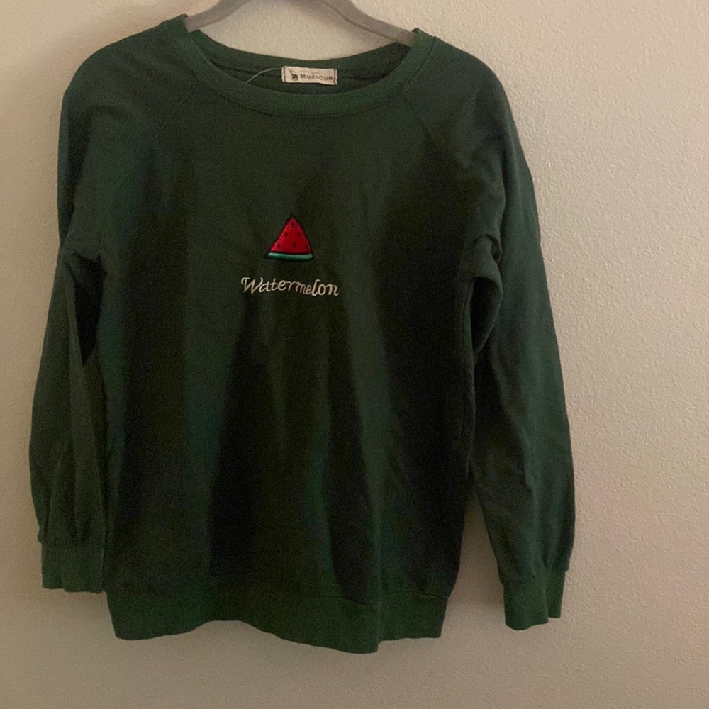 Green watermelon sweatshirt small, muzicun